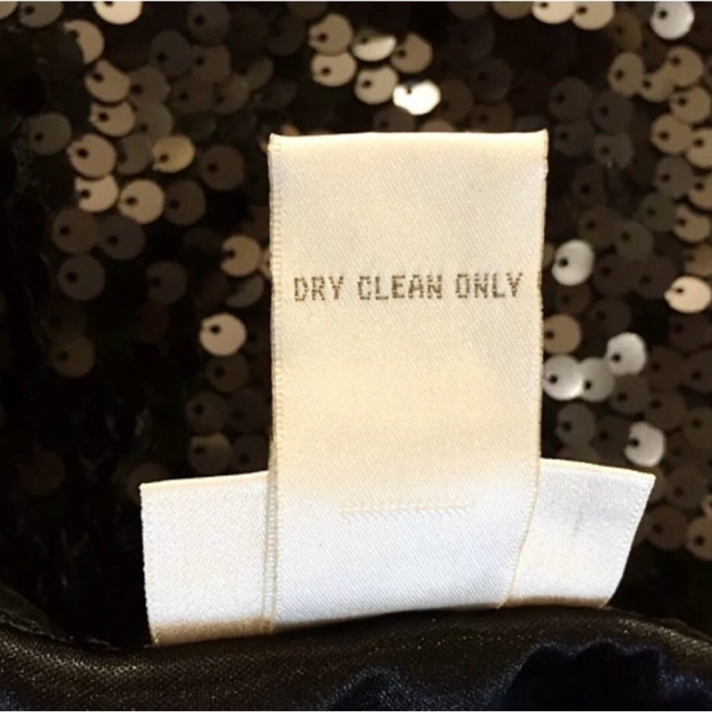 KENAR Black Luxe Sequin Mini Skirt – All Season Glam With Holiday Sparkle - Sz M - Picture 3 of 3